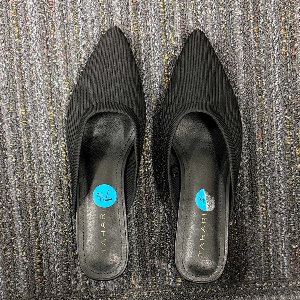 Tahari Women's Black Ribbed Mules